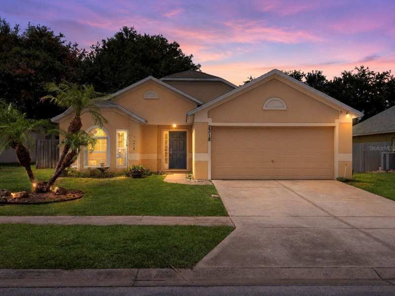 3 bedroom Single Family Residence at 2318 Barons Court, Tavares Chelsea Oaks, Tavares — photo 1