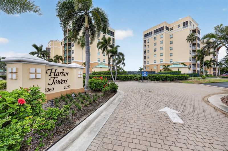 3 bedroom Condominium at 2060 Matecumbe Key Road #2506, Harbor Towers At Burnt Store, Punta Gorda — photo 1