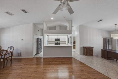 6232 Huntington Drive, Zephyrhills FL - photo 12 of 60
