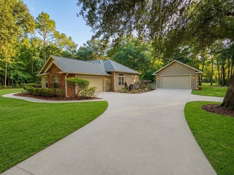 4 bedroom Single Family Residence at 20273 NW 251st Terrace, River Run Plantation, High Springs — photo 2