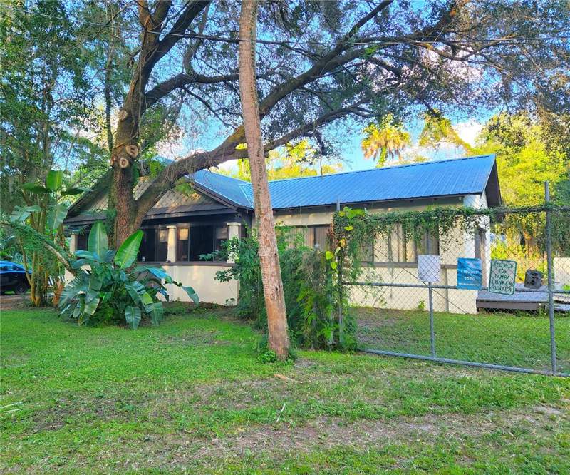 2 bedroom Single Family Residence at 7805 N 12th Street, Sulphur Spgs Add, Tampa — photo 2