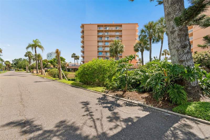 2 bedroom Condominium at 7430 Sunshine Skyway Lane #201, South Bay Condo, St Petersburg — photo 5