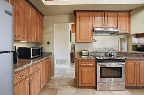 13415 Bolton Court, Spring Hill FL - photo 15 of 61