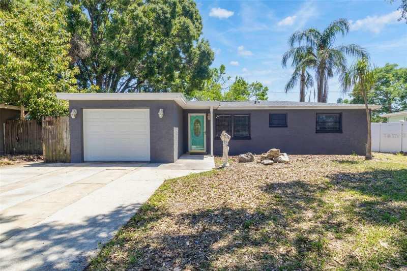 3 bedroom Single Family Residence at 8648 78th Place, Lakeside Gardens, Seminole — photo 1