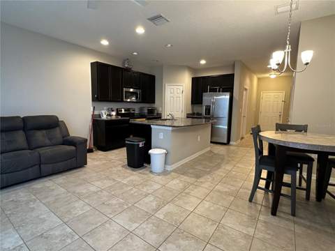 7089 Woodchase Glen Drive, Riverview FL - photo 6 of 6