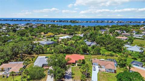 2317 Goya Drive, Nokomis FL - photo 12 of 36