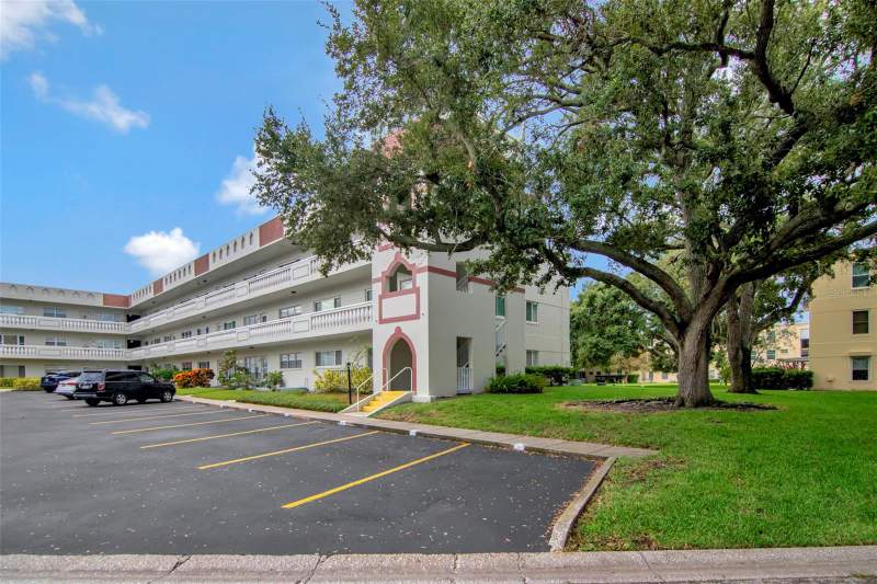 2 bedroom Condominium at 2285 NORWEGIAN DRIVE #59, ON TOP OF THE WORLD, CLEARWATER — photo 3