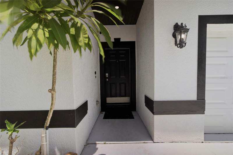 5 bedroom Single Family Residence at 8205 N 12th Street, Sulphur Spgs Add, Tampa — photo 4