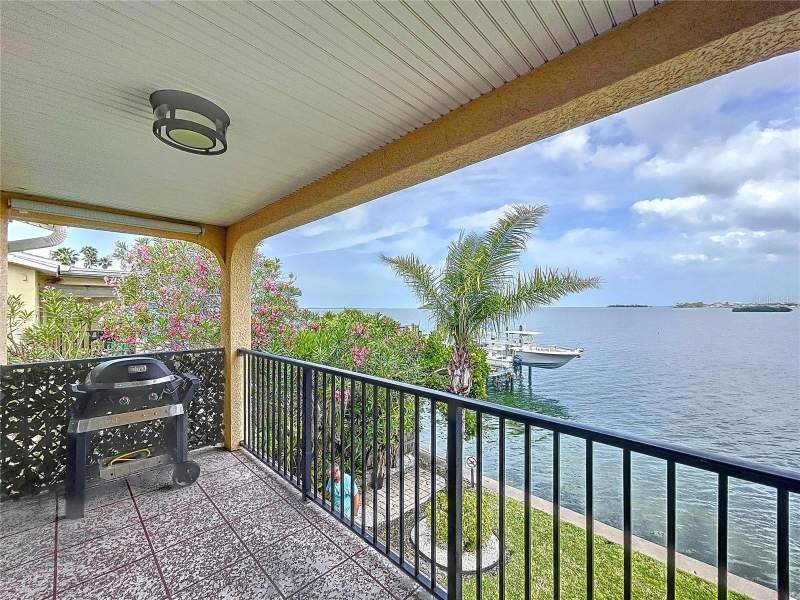 Coconut Villas Of Dunedin Condo