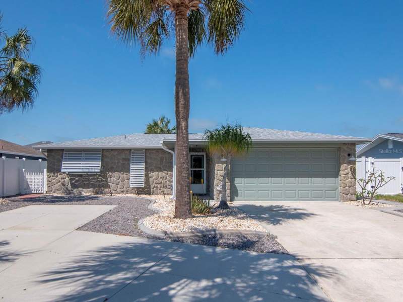 2 bedroom Single Family Residence at 13615 Stacey Drive, Sea Ranch On Gulf, Hudson — photo 3