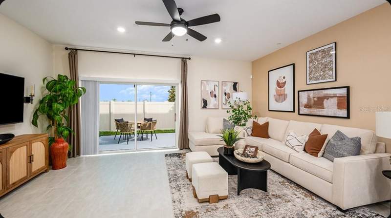 3 bedroom Townhouse at 703 Perth Drive #703, Southloch, Mount Dora — photo 3