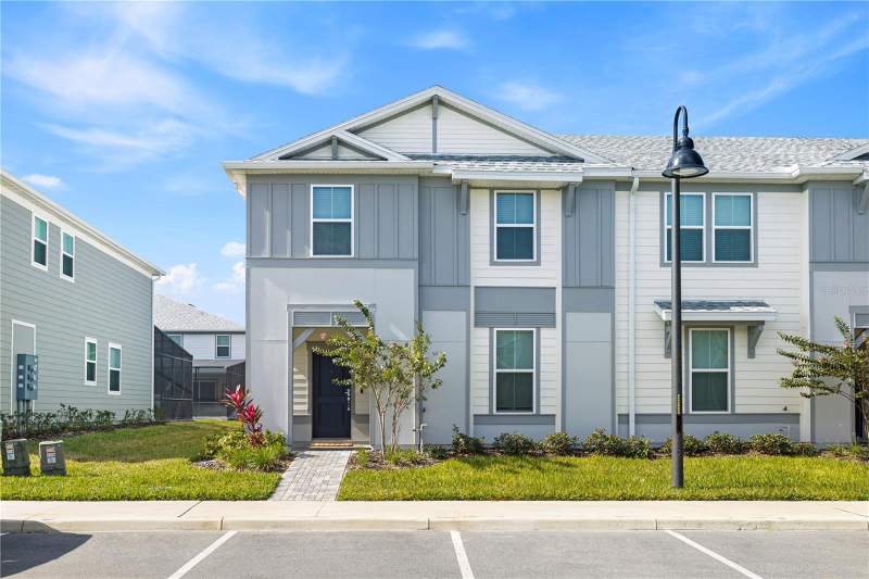 5 bedroom Townhouse at 1277 BLUE ISLAND DRIVE, WINDSOR CAY PH 1, CLERMONT — photo 2