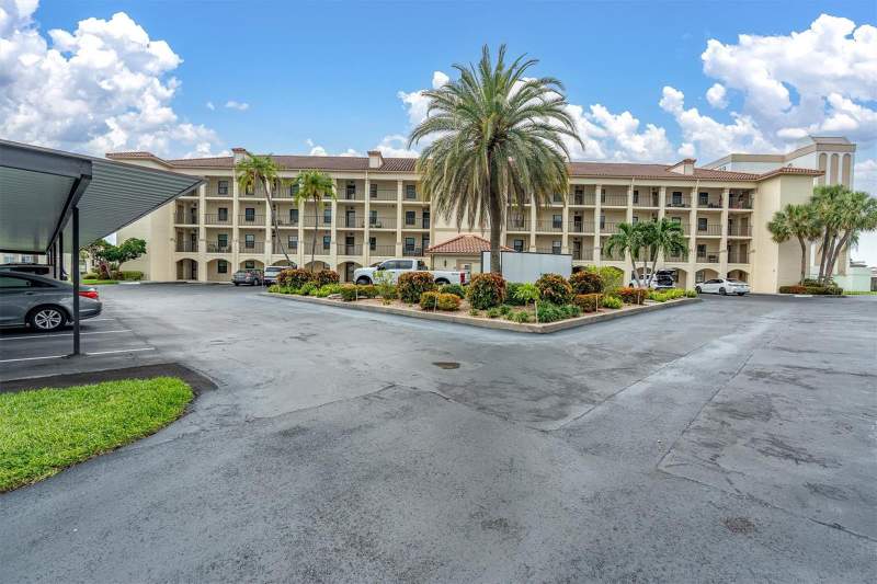2 bedroom Condominium at 19029 US Highway 19 #26-208, Imperial Cove 14, Clearwater — photo 3