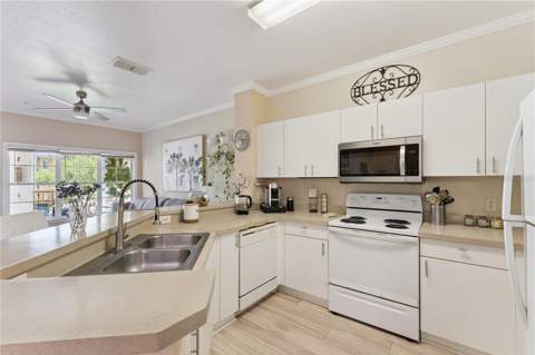 3751 Conroy Road #2325, Orlando FL - photo 10 of 31