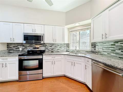 848 Crepe Myrtle Circle, Apopka FL - photo 8 of 24