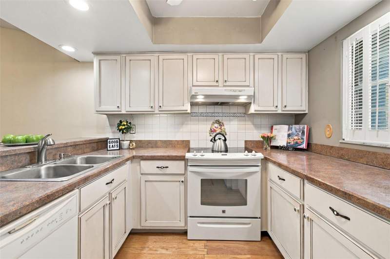 2 bedroom Villa at 13020 Leverington Street, Lowell Village, Tampa — photo 5