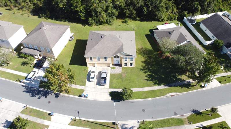 6 bedroom Single Family Residence at 4019 Hely Cate Place, Turnberry Reserve Unit 1, Kissimmee — photo 2