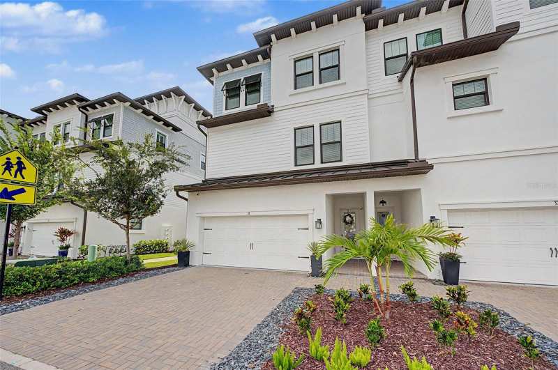 4 bedroom Townhouse at 5351 Bridge Street #38, Inlet Shore Twnhms Ph 2C & 2D, Tampa — photo 1
