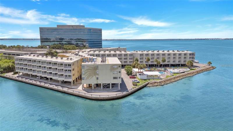 1 bedroom Condo - Hotel at 2506 N Rocky Point Drive #454, Sailport Resort Condo On, Tampa — photo 2