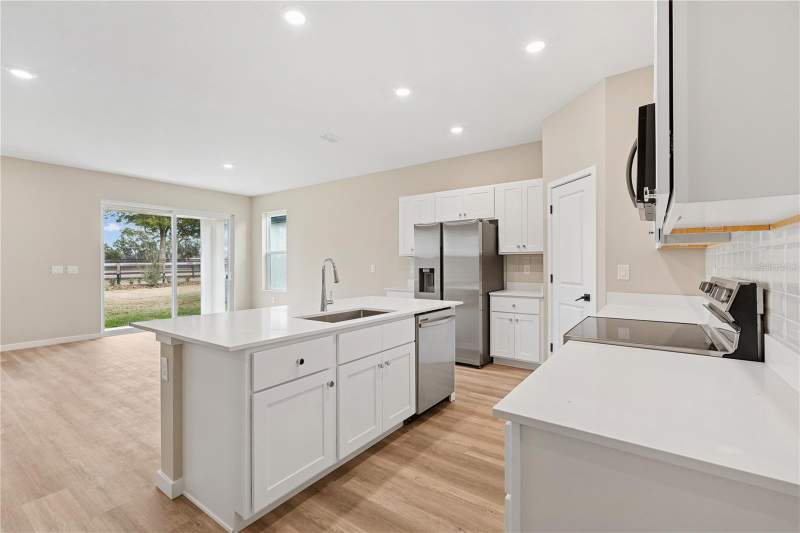 3 bedroom Single Family Residence at 4465 NW 37th Street Road, Sabana Reserve, Ocala — photo 2