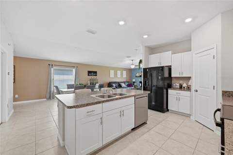 39745 Harvest Creek Lane, Zephyrhills FL - photo 15 of 45
