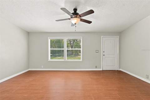 6814 Founders Street, Zephyrhills FL - photo 11 of 76