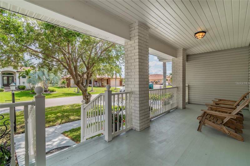 4 bedroom Single Family Residence at 340 Portofino Drive, Punta Gorda Isles Sec 15, Punta Gorda — photo 5
