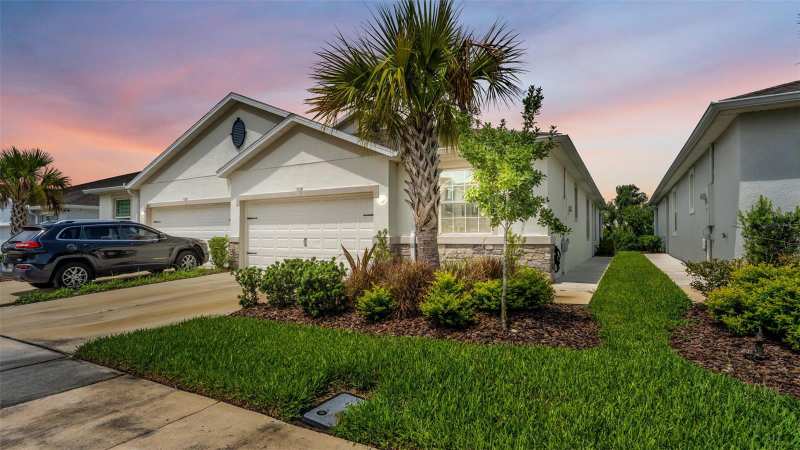 3 bedroom Villa at 3817 Stormy Thistle Place, Varrea Ph 1, Plant City — photo 1