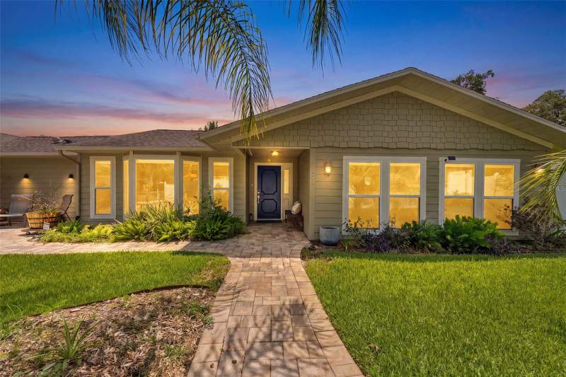 3 bedroom Single Family Residence at 6355 Sebring Street, Weeki Wachee River Retreats, Weeki Wachee — photo 2