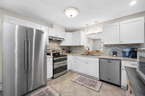 7128 64th Way, Pinellas Park FL - photo 14 of 55