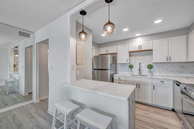 2 bedroom Condominium at 400 64th Avenue #907 W, Three Palms Pointe, St Pete Beach — photo 4