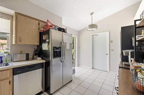 7805 Hyacinth Drive, Orlando FL - photo 6 of 6