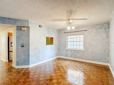 16851 Le Clare Shores Drive, Tampa FL - photo 12 of 53