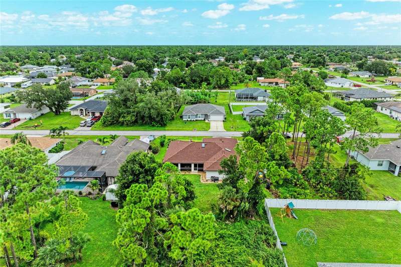 4 bedroom Single Family Residence at 21279 Argyle Avenue, Port Charlotte Sec 033, Port Charlotte — photo 3