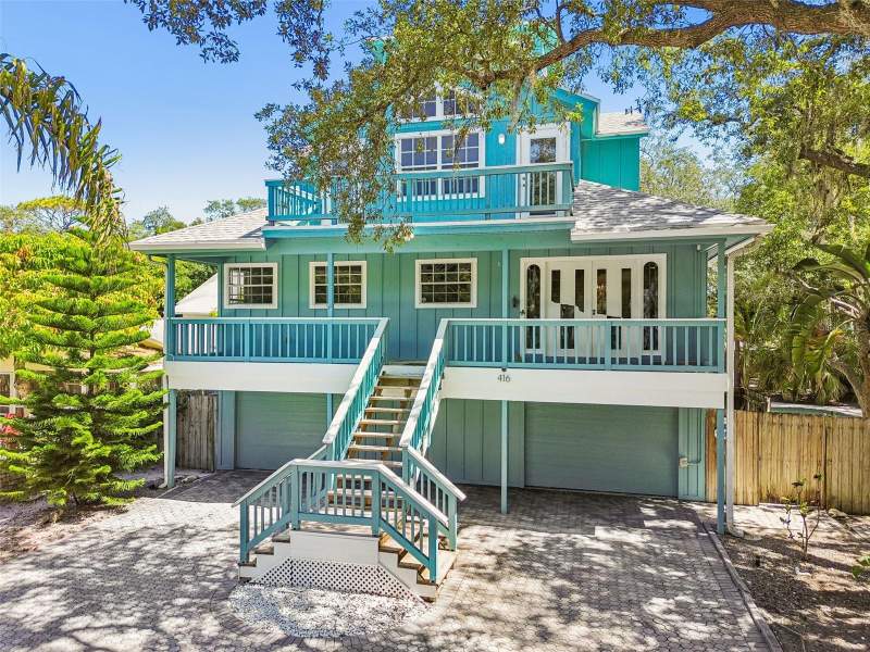 3 bedroom Single Family Residence at 416 Tennessee Avenue, Crystal Beach Rev, Crystal Beach — photo 2