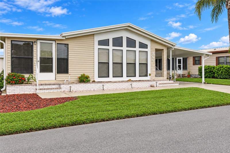 2 bedroom Manufactured Home at 266 Camelot Drive, Kings Gate Club Mhp, Nokomis — photo 3