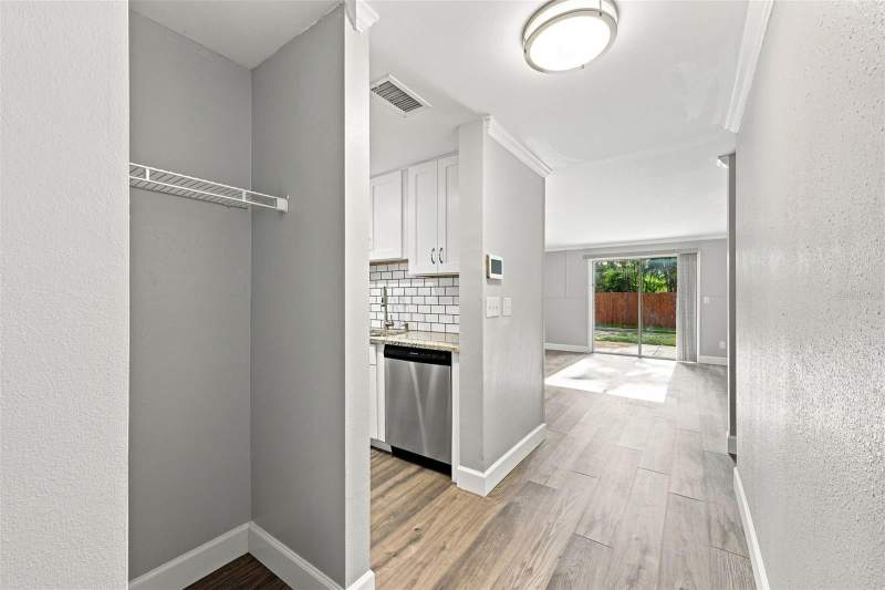 3 bedroom Single Family Residence at 17368 Lebanon Road, San Carlos Park Unit 13, Fort Myers — photo 5