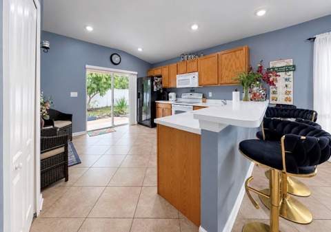 7746 Carriage Pointe Drive, Gibsonton FL - photo 15 of 24