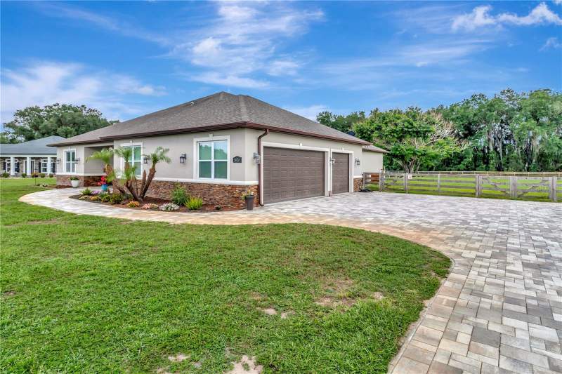 4 bedroom Single Family Residence at 5020 Lakeshore Ranch Road, Pretty Lake Ranch Sub, Groveland — photo 5