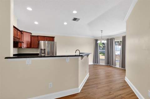 4316 Abaco Drive, Tavares FL - photo 8 of 28
