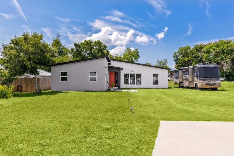 3 bedroom Single Family Residence at 11426 Lakeview Drive, No Subdivision Name, Leesburg — photo 1