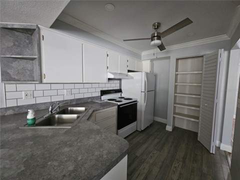 1655 S Highland Avenue #B215, Clearwater FL - photo 7 of 21