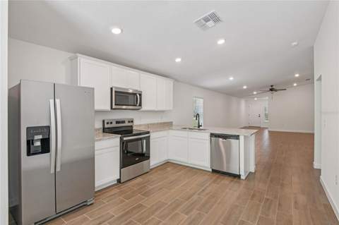 14034 Ricebird Avenue, Weeki Wachee FL - photo 6 of 14