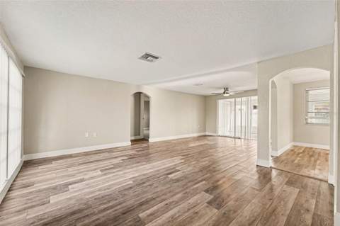 3207 Salisbury Drive, Holiday FL - photo 6 of 15
