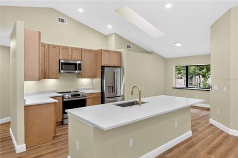 329 Sun Oaks Court, Lake Mary FL - photo 10 of 35
