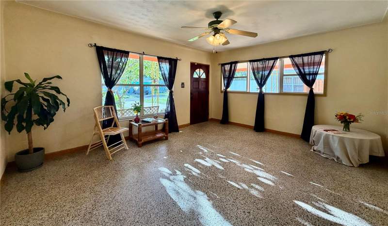 2 bedroom Single Family Residence at 1842 59th Street, Boca Ciega Estates, Gulfport — photo 3