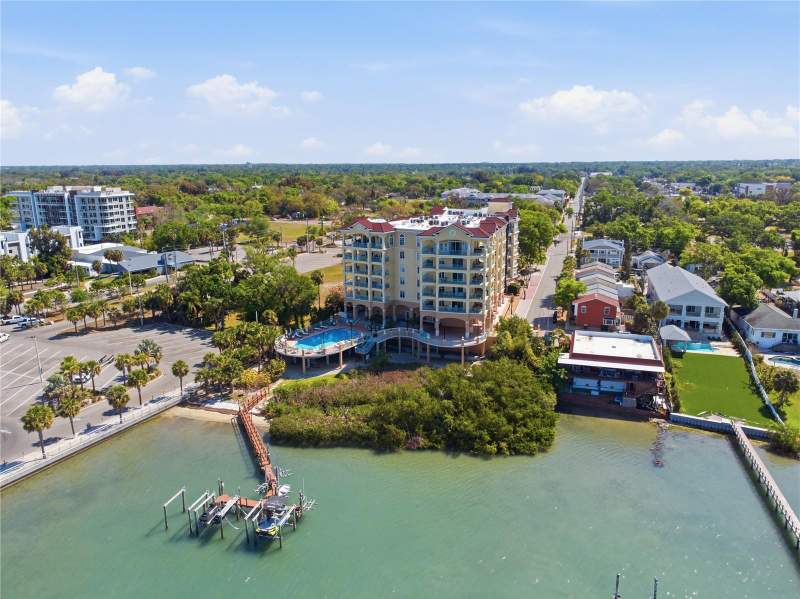 700 N OSCEOLA AVENUE #305 home for sale in Bayview Condos for Sale: 1 Listing