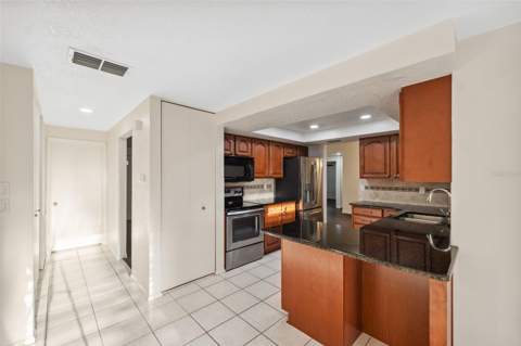 2141 Brent Place, Palm Harbor FL - photo 18 of 42