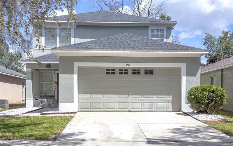 4 bedroom Single Family Residence at 1610 Marsh Wood Drive, Chestnut Forest, Seffner — photo 1