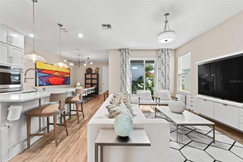 7043 Carrickbend Lane, Orlando FL - photo 9 of 72
